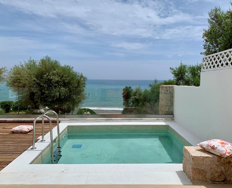 PREMIUM RESIDENCE SEA VIEW & PRIVATE MINI POOL
